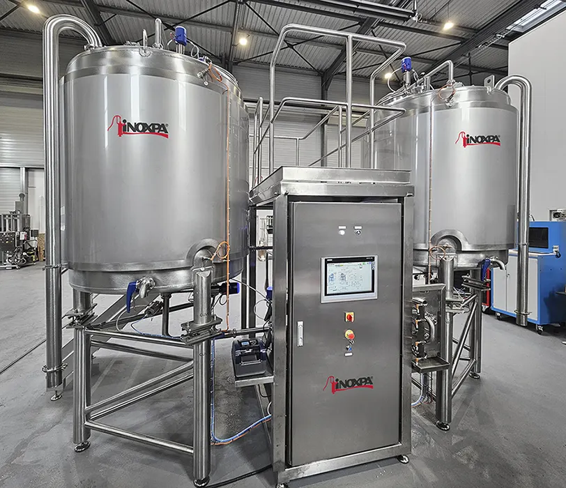 Mixer station til kosmetiske produkter