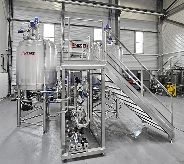 Mixer station til kosmetiske produkter